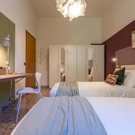 Bubbles A Piazza Trilussa In Trastevere Διαμέρισμα