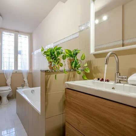 Bubbles A Piazza Trilussa In Trastevere Διαμέρισμα