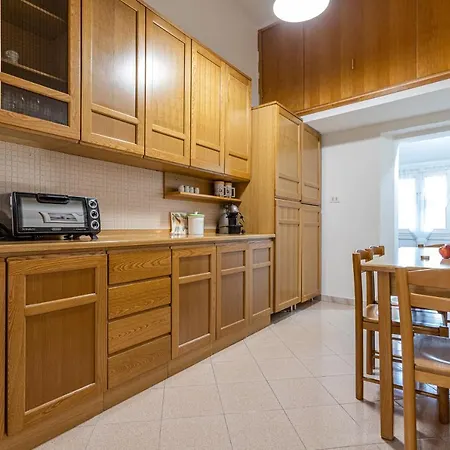 Bubbles A Piazza Trilussa In Trastevere Apartmán Řím